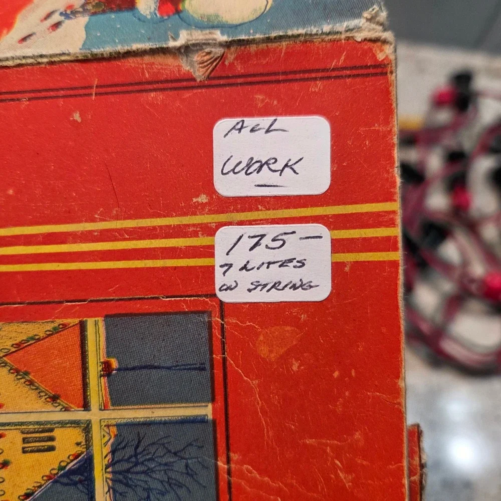 Vintage 1939 NOMA Christmas Lights 7 Socket String Red Green Wire Original Box